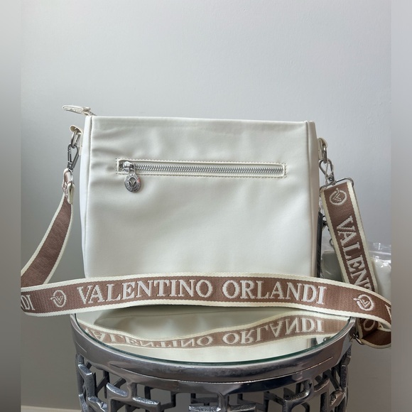 Brand new Valentino Orlandi Vegan Leather Satchel in white comes with a wallet - Picture 3 of 5